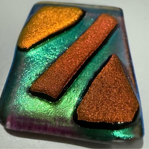 DICHROIC FUSED GLASS PINS – SET OF 3 ABSTRACT STATEMENT PIECES 🎨💫 - Picture 5 of 17